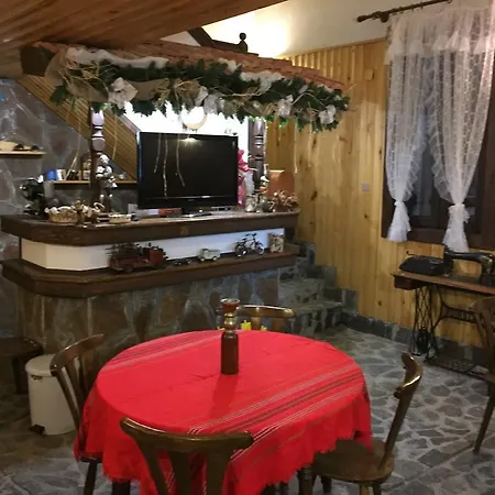 בית הארחה Mira