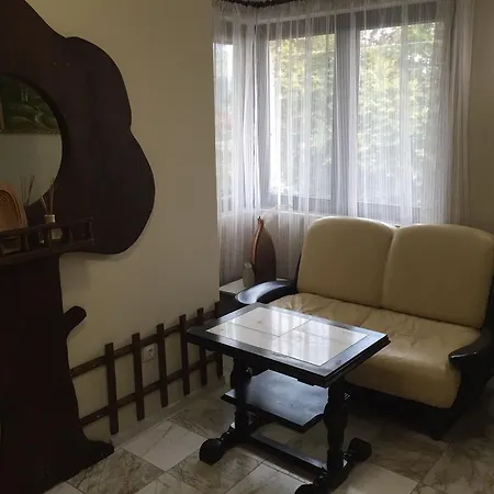 בית הארחה Mira ספרבה בניה